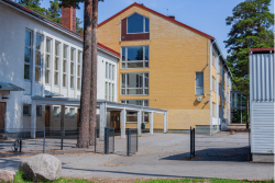 PitÃ¤jÃ¤nmÃ¤en peruskoulu (grundskola)